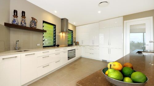 travers-jones-buderim-kitchen (1)