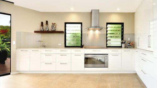 travers-jones-buderim-kitchen (2)